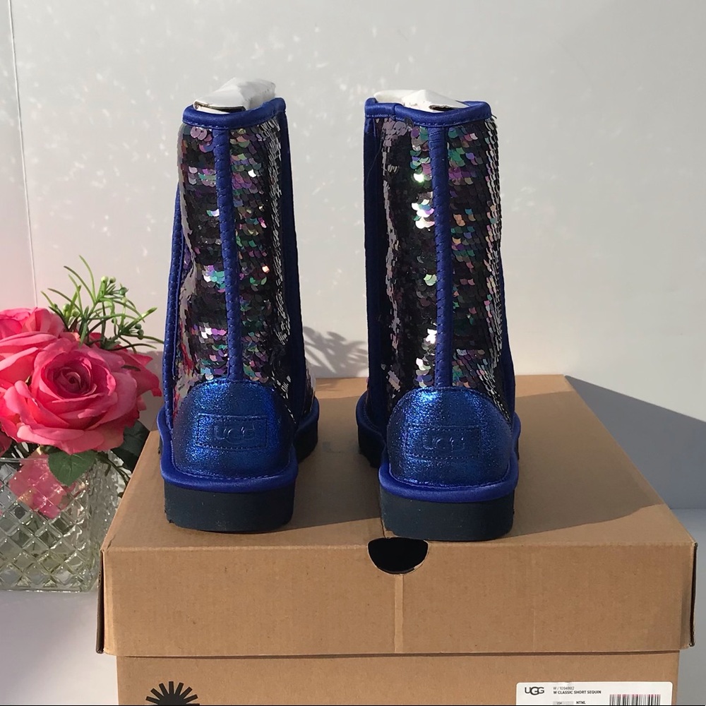UGG Classic Short Sequin Boot - Picture 3 of 11
